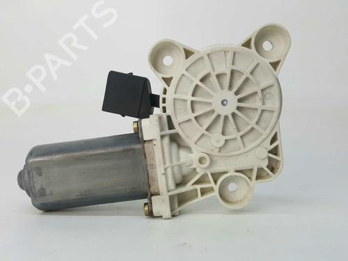 Right front window motor MERCEDES-BENZ C-CLASS (W203) C 220 CDI (203.006) | BP5411638E20 