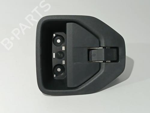 front-right-interior-door-handle-renault-express-box-bodympv-2021-37700660 main image