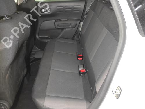 rear-seat-citroen-c3-aircross-ii-2r_-2c_-12-puretech-110-2rhnzb-2rhnzw-2rhnpx-2rhnpj-2017-21546823 main image