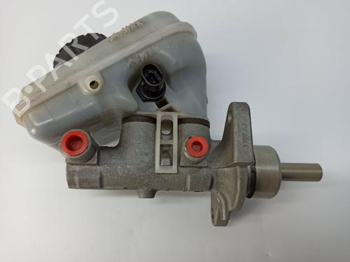 Used Brake master cylinder OPEL CORSA C (X01) 1.0 (F08, F68) (58 hp) 5126682