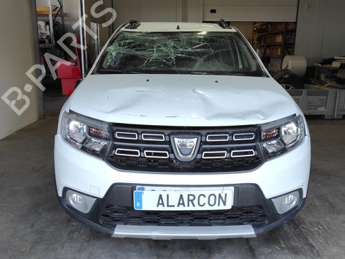 Gebruikte DACIA SANDERO II 1.0 LPG (B8ML) (101 hp) 4282661 Onderdelen