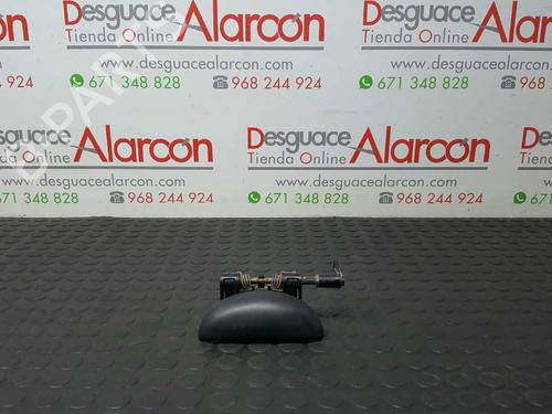 Used Rear left exterior door handle PEUGEOT 206 Hatchback (2A/C) 1.9 D (69 hp) 2731792