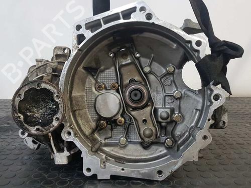 Used Gearbox VW TOURAN (1T1, 1T2) 1.9 TDI (105 hp) 24233524