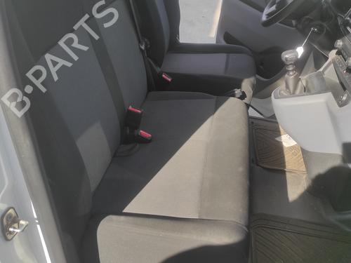 right-front-seat-peugeot-expert-van-v_-16-bluehdi-115-2016-21563449 main image