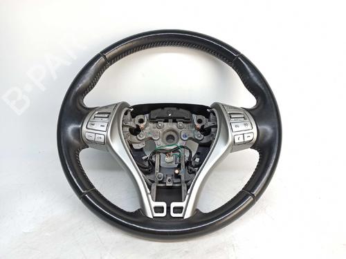 Used Steering wheel NISSAN PULSAR Hatchback (C13) 1.5 dCi (110 hp) 8395708