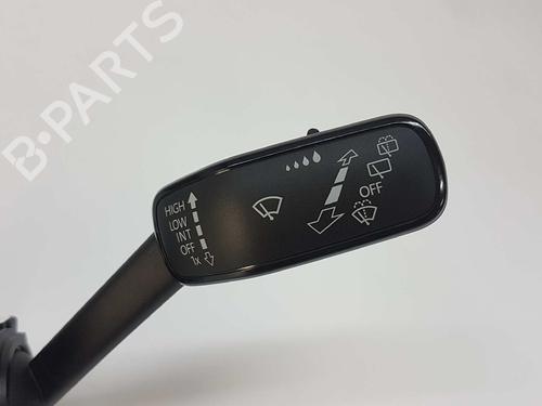 Switch SEAT LEON Sportstourer (KL8, KLD) 1.5 eTSI | BP11388507I30
