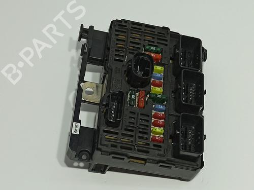 Used Fuse box Fuse box 36911549 36911549