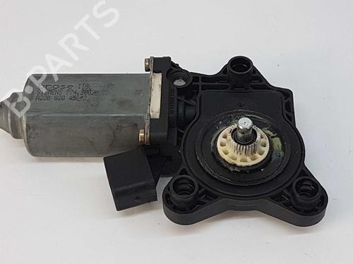 BP5828676E20 main image