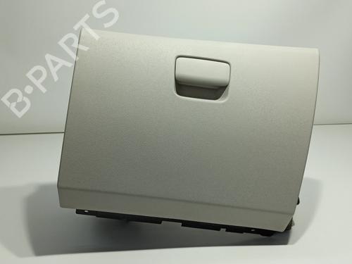 Boîte à gants MERCEDES-BENZ GLA-CLASS (X156) GLA 200 CDI / d (156.908) (136 hp) 17461583