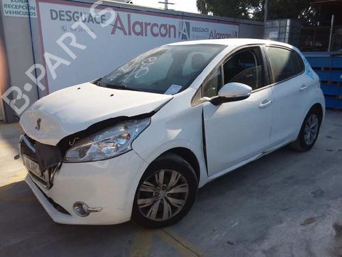 Rear center light PEUGEOT 208 I (CA_, CC_) 1.4 HDi | BP11426773I39 