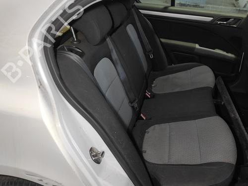 rear-seat-skoda-superb-ii-3t4-2008-2009-2010-2011-2012-2013-2014-2015-23953627 main image