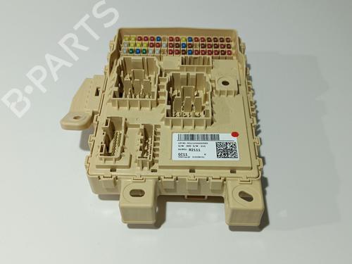 Used Fuse box Fuse box 36888319 36888319