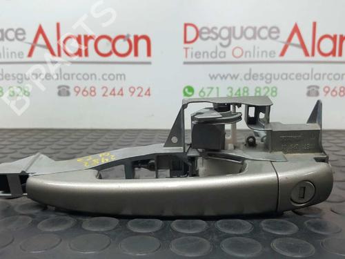 Used Front left exterior door handle PEUGEOT 3008 I MPV (0U_) 1.6 HDi (109 hp) 2757434
