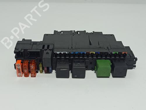 Used Fuse box MERCEDES-BENZ S-CLASS (W220) S 500 (220.075, 220.175, 220.875) (306 hp) 16118659