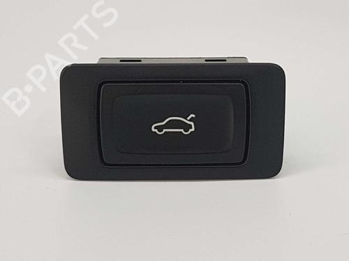Used Switch AUDI Q3 (8UB, 8UG) 2.0 TDI (120 hp) 14542189
