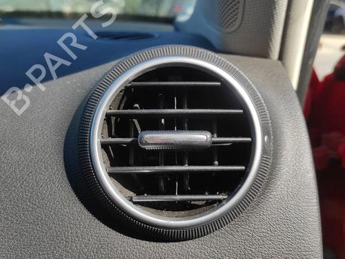air-vent-audi-a3-8p1-2003-2004-2005-2006-2007-2008-2009-2010-2011-2012-2013-32979883 main image