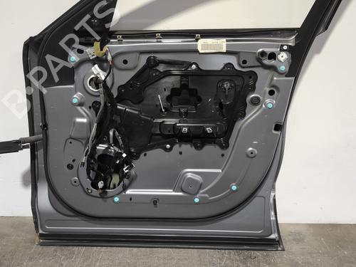 Right front door LAND ROVER RANGE ROVER VELAR (L560) 2.0 D240 SD4 4x4 | BP26056246C3 