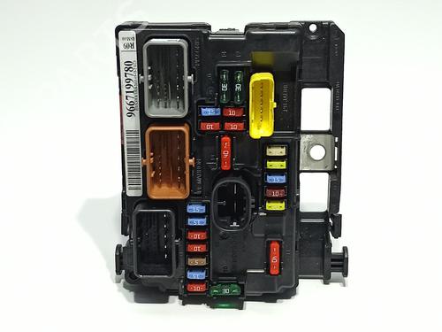 fuse-box-citroen-c3-ii-sc_-2009-31722134 main image