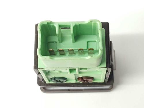 Commutateur SUZUKI SWIFT III (MZ, EZ) 1.3 DDiS (RS413D) | BP3191826I30