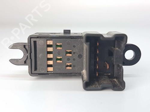 Right front window switch NISSAN PATHFINDER III (R51) 2.5 dCi | BP3330290I26