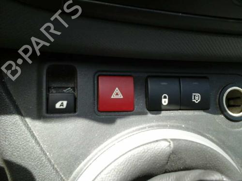 Used Warning switch CITROËN BERLINGO MULTISPACE (B9) 1.6 BlueHDi 120 (120 hp) 6628274