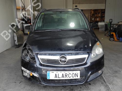 Brugte OPEL ZAFIRA / ZAFIRA FAMILY B (A05) 1.9 CDTI (M75) (120 hp) 4281680