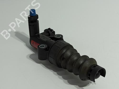 Used Clutch slave cylinder FIAT 500L (351_, 352_) [2012-2025]  19126989