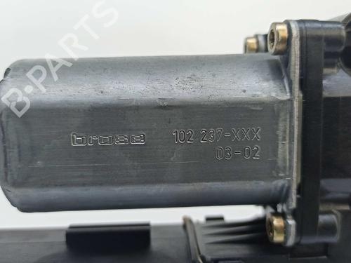 Right front window motor VW TOUAREG (7LA, 7L6, 7L7) 2.5 R5 TDI | BP7463103E20 