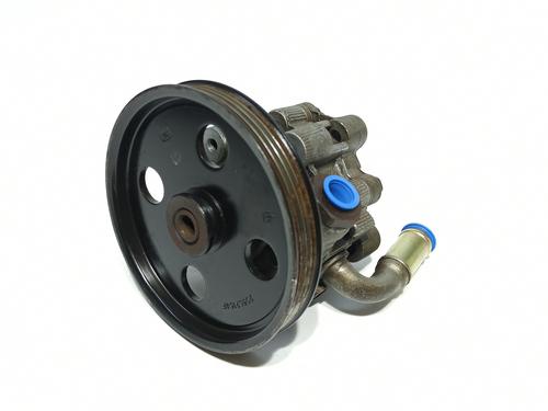 Used Steering pump CHRYSLER VOYAGER / GRAND VOYAGER IV (RG) 2.5 CRD (143 hp) 15606950