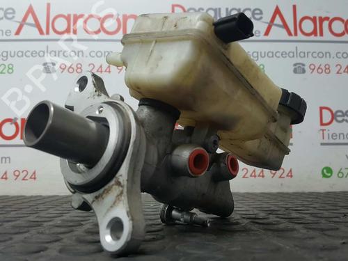 Used Brake master cylinder RENAULT MEGANE III Hatchback (BZ0/1_, B3_) 1.6 16V (BZ1B, BZ1H) (110 hp) 2770823