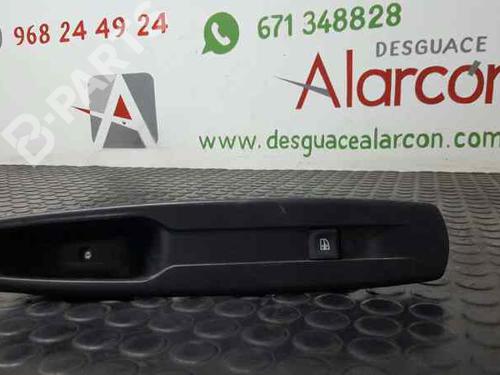 Used Right front window switch RENAULT MEGANE III Hatchback (BZ0/1_, B3_) 1.5 dCi (106 hp) 2763825