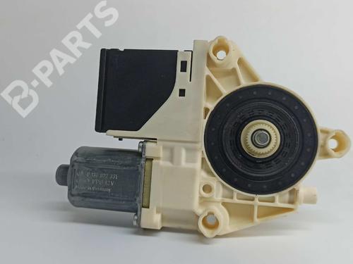 Vindusheismotor høyre bak RENAULT MEGANE III Grandtour (KZ0/1) 1.5 dCi (KZ09, KZ0D, KZ1G, KZ29, KZ14, KZ1W, KZ10, KZ1F,... (110 hp) 7049588