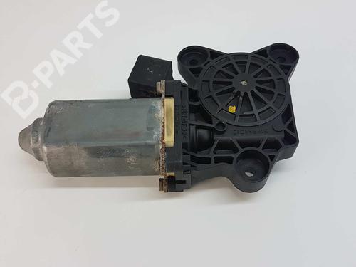 Rudehejsemotor forskærm venstre MERCEDES-BENZ S-CLASS (W220) S 320 (220.065, 220.165) (224 hp) 6703120
