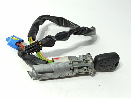 Contactslot PEUGEOT 206 Hatchback (2A/C) [1998-2012]  29047182