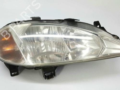 Used Right headlight RENAULT MEGANE I (BA0/1_) 1.9 dTi (BA08, BA0N) (98 hp) 7073822