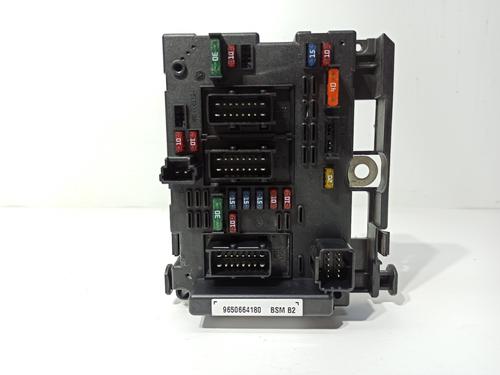 Sicherungskasten für PEUGEOT 206 Hatchback (2A/C) 1.4 i (75 hp) 22376073