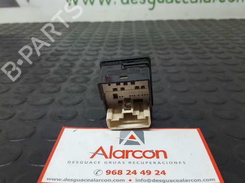 Comando retrovisori TOYOTA YARIS (_P9_) 1.4 D-4D (NLP90_, NLP90R) | BP2747215I25