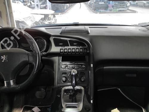 Used Dashboard PEUGEOT 3008 I MPV (0U_) 2.0 HDi (163 hp) 15391965