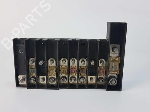 Used Fuse box VW TRANSPORTER T5 Bus (7HB, 7HJ, 7EB, 7EJ) 1.9 TDI (84 hp) 6449840