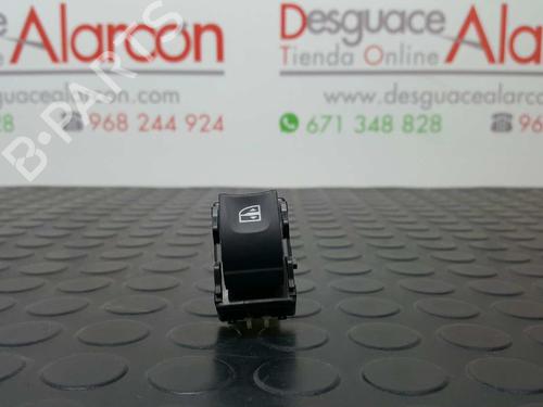 Used Right rear window switch RENAULT CLIO IV (BH_) 1.5 dCi 75 (75 hp) 2735776