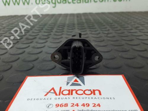 Used Mass air flow sensor PORSCHE BOXSTER (986) 2.7 (220 hp) 2748491