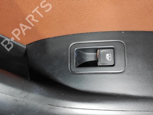 right-front-window-switch-seat-ateca-kh7-khp-10-tsi-2016-19029003 main image
