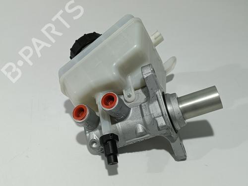Brake master cylinder LAND ROVER RANGE ROVER VELAR (L560) 2.0 D240 SD4 4x4 | BP29516954M77