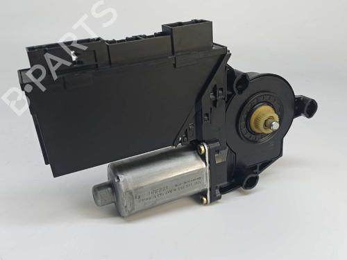 Right front window motor VW TOUAREG (7LA, 7L6, 7L7) 2.5 R5 TDI | BP7463103E20 