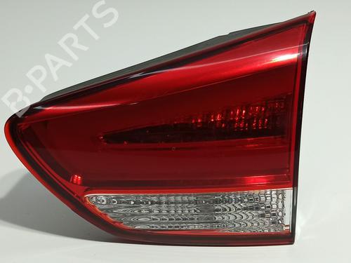right-taillight-kia-carens-iv-2013-37199966 main image