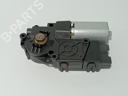 Sunroof engine LAND ROVER RANGE ROVER VELAR (L560) 3.0 D300 SDV6 4x4 | BP13251596M60 
