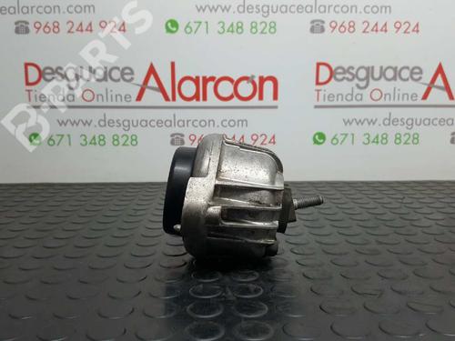 Used Engine mount BMW 1 (E87) 120 d (177 hp) 10263927
