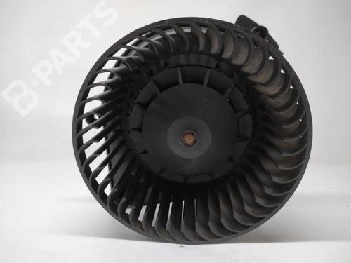 Moteur de chauffage SEAT EXEO (3R2) 2.0 TDI (143 hp) 10641383