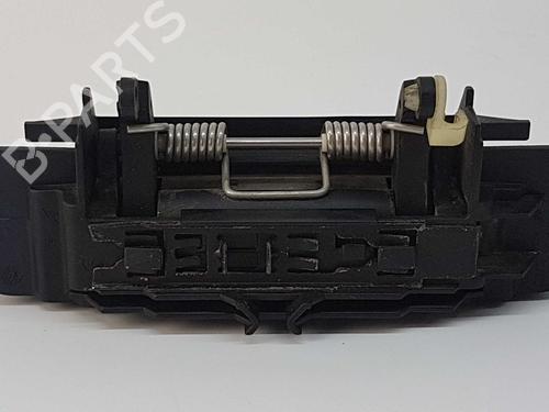 Klamka zewnętrzna drzwi przednich prawych AUDI A4 B6 (8E2) 2.5 TDI quattro | BP5264009C129 