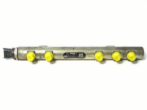 Rail D'Injecteurs Rail D'Injecteurs FIAT PUNTO (188_) 1.3 JTD 16V (70 hp) 35901096 35901096